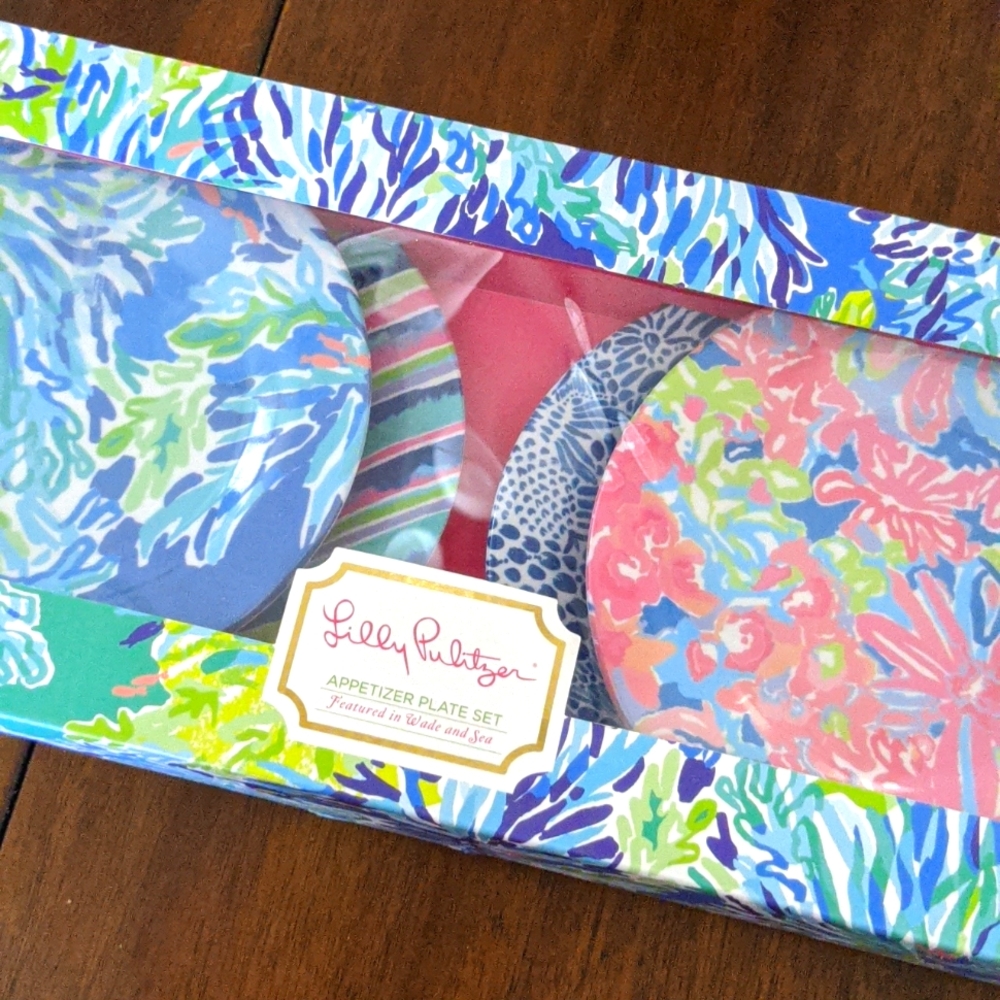 Lilly Pulitzer set of four appetizer plates